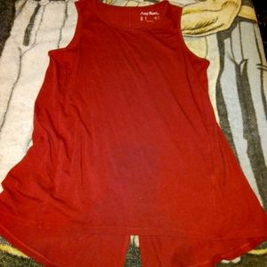 Women's sleeveless dress shirt